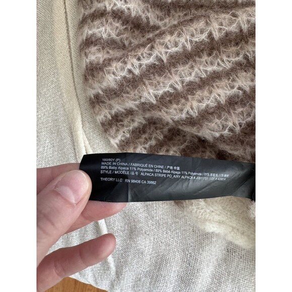 Theory Women's Stripe Baby Alpaca-Blend Sweater Minimalist Luxury - Picture 5 of 5